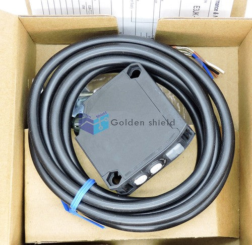 Omron E3JK-DR12-C E3JKDR12C Photoelectric Switch 24-240VAC/DC