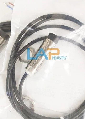 1Pcs For Proximity Switches 872C-D4NE12-A2 10-30VDC 4mm