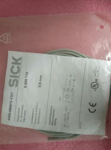 1PCS IH04-0B8PS-VW1 Proximity switch