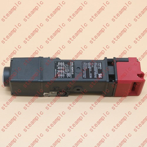 1pcs D4SL-N2NFG-D Guard Lock safety door switch spot stocks