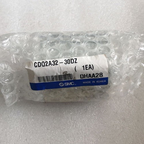 one SMC Standard thin cylinder CDQ2A32-30DZ Free shipping