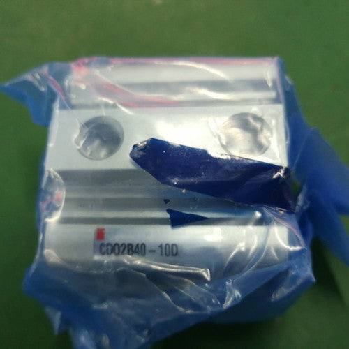 one SMC CDQ2B40-10D CDQ2B40-10D Thin cylinder Free shipping