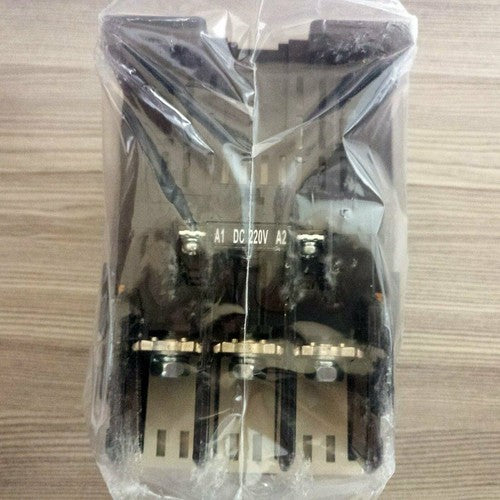 One DC Contactor For FUJI SC-N2S/G DC220V Free Shipping