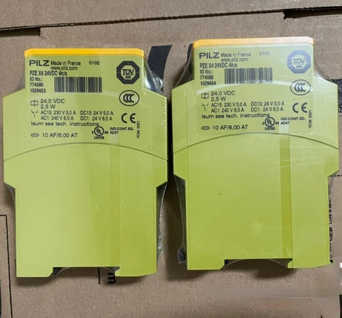 1pcs Safety Relay 774585 PZE X4 24VDC 4n/o