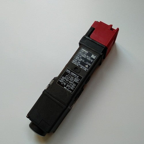OMRON D4SL-N2HFG-D Guard Lock-safety Door Switch FAST SHIP
