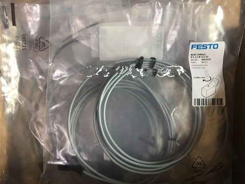 1 PCS FESTO NEBV-Z4WA2L-R-E-2.5-N-LE2-S1 Connecting cable 8047679