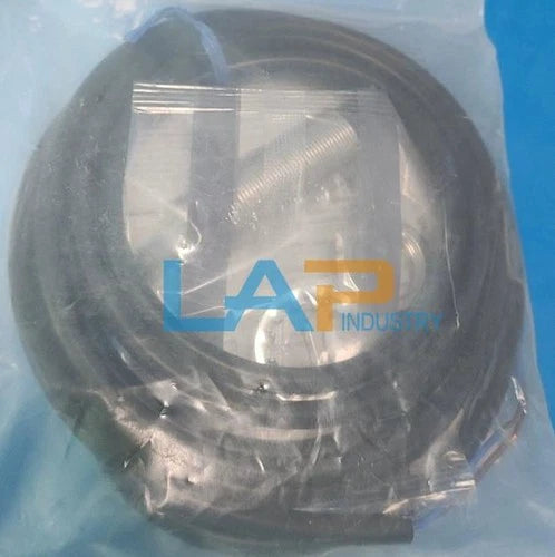 1PCS E2E-X20MD1L18 proximity sensor 10-30VDC 2m