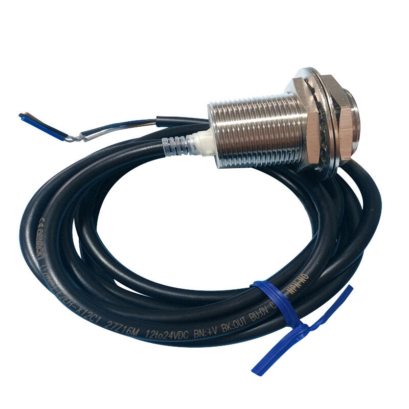 Omron proximity sensor; E2EH-X3B1 2M BY OMS