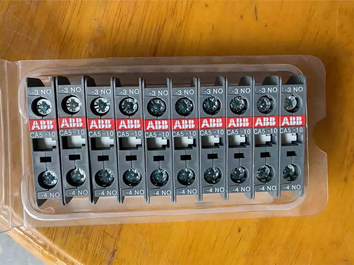 10 pcs/box For ABB CA5-01 auxiliary contact NC [2]