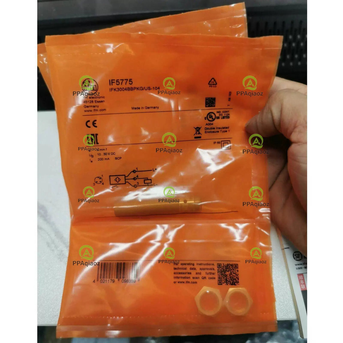 1PCS IFM IF5775 Proximity Switch Sens [2]