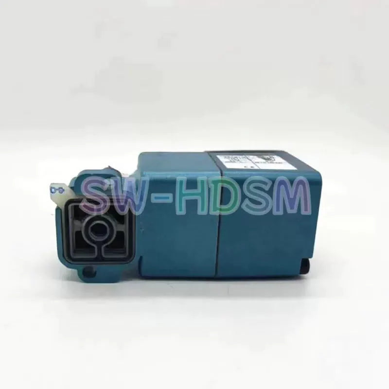 1PCS MAC Solenoid Valve 250B-111JA [5]