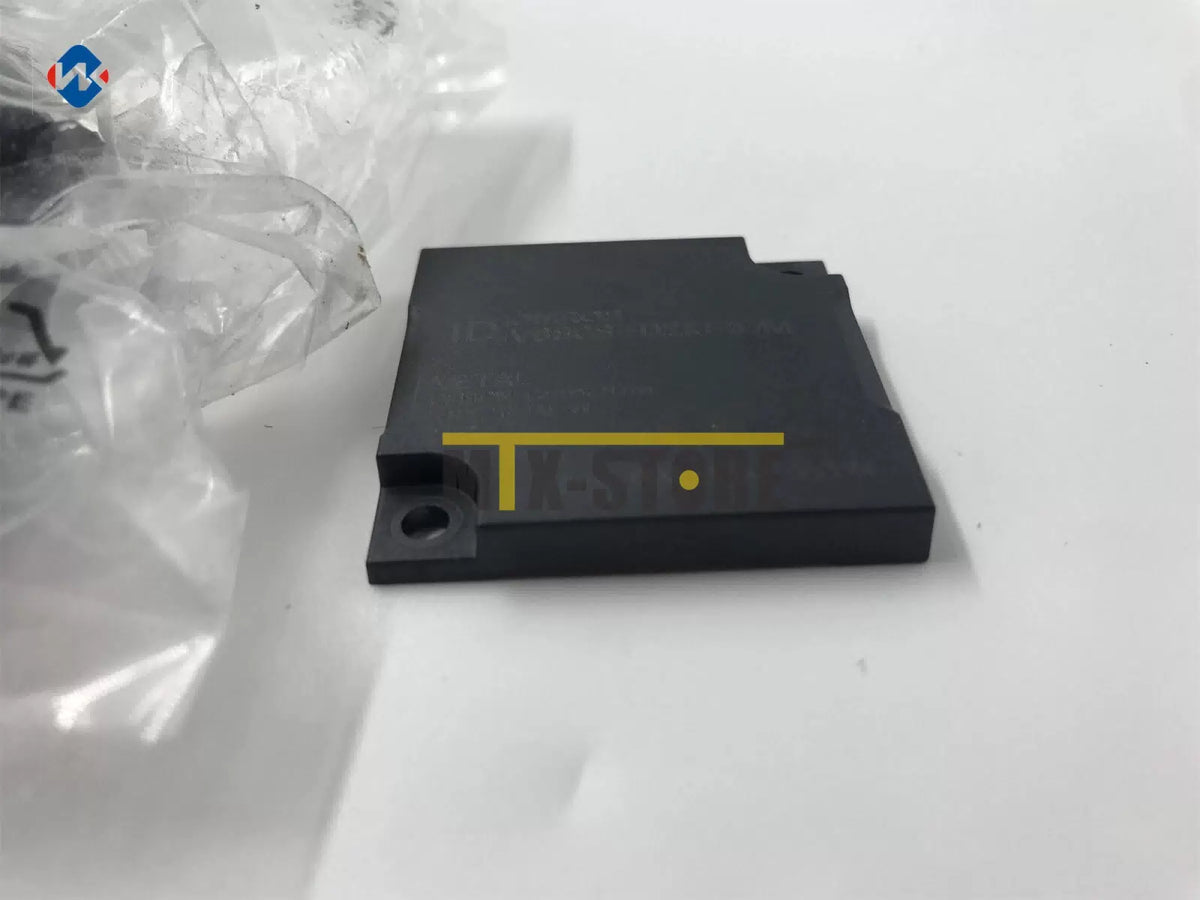 1PCS OMRON V680S-D2KF67M [3]