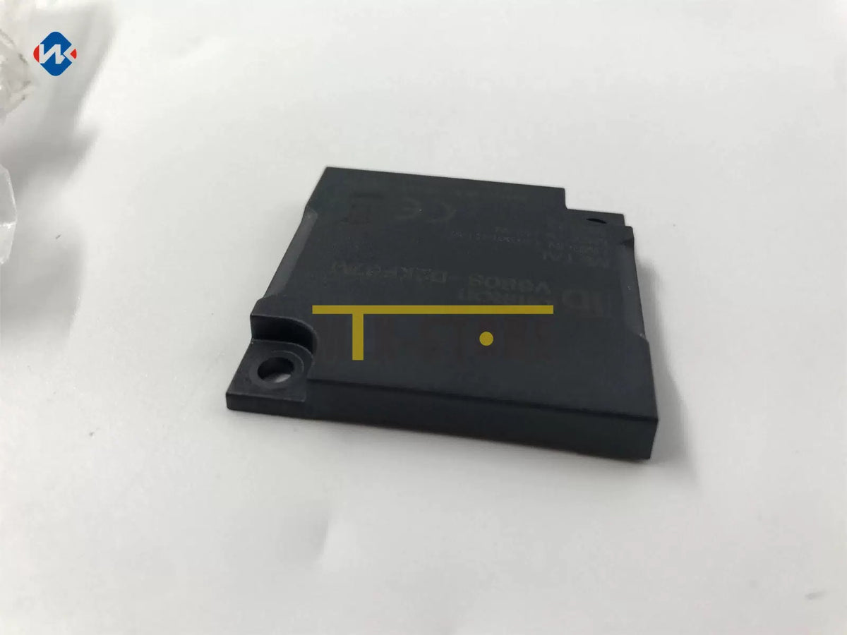 1PCS OMRON V680S-D2KF67M [5]