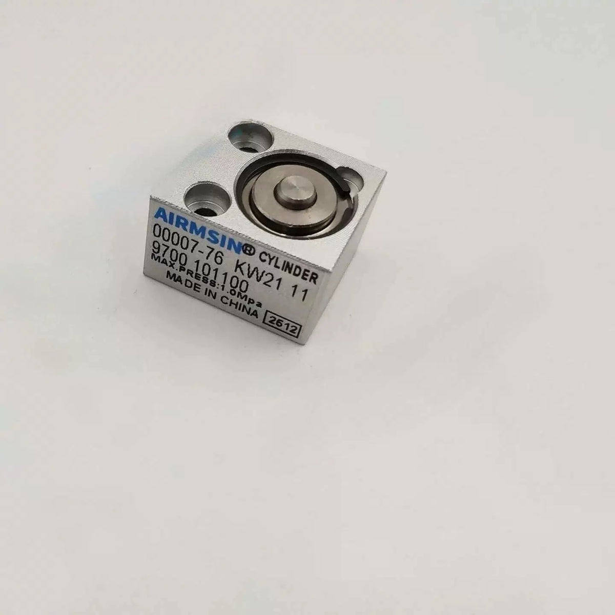 1PCS  FIT FOR Sewing machine accessories cylinder 9700 101100 [1]