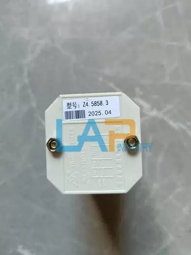 1PCS  Universal transfer switch LW12D-16Z/4.5858.3 [2]