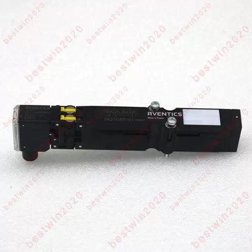 1PC AVENTICS 0820055101 solenoid valve [1]