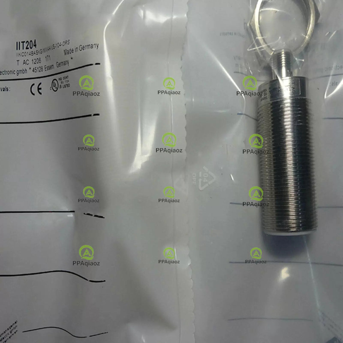 1PC IFM IIT204 Proximity Switch [1]