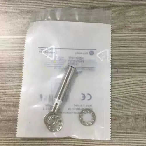 1PC Sensor 872C-M4BN12-D4 [1]