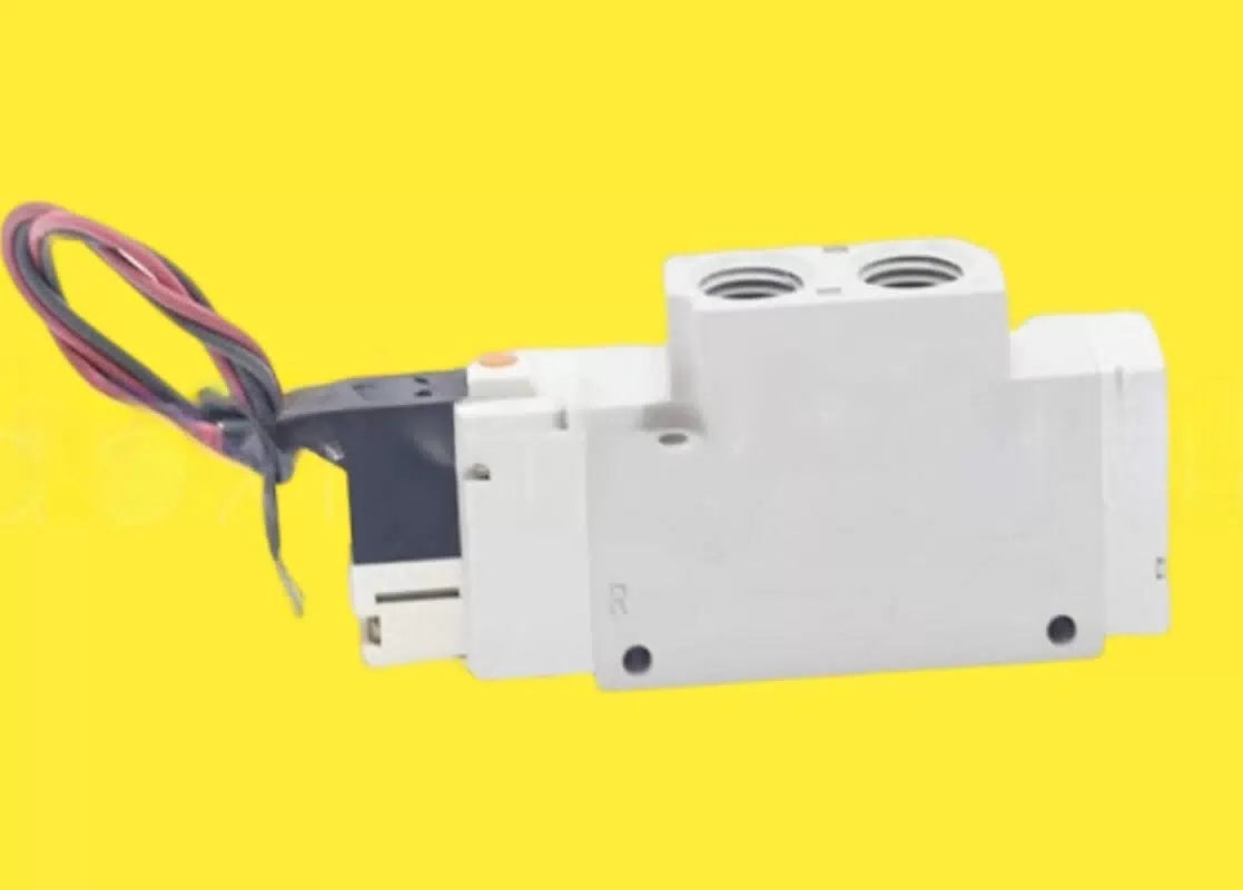 1PC  FIT FOR solenoid valve VQZ3121-5L1-C8 [1]