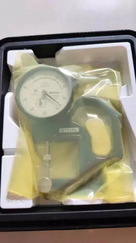 1 PCS Mitutoyo 7313A Dial Thickness Gage 0-10mm [1]