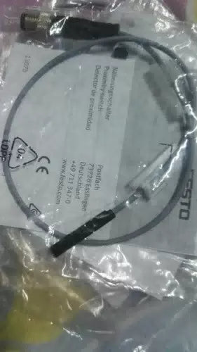 1 pcs FESTO SME-10M-DS-24V-E-0.3-L-M8D 551367 Proximity switch sensor [1]