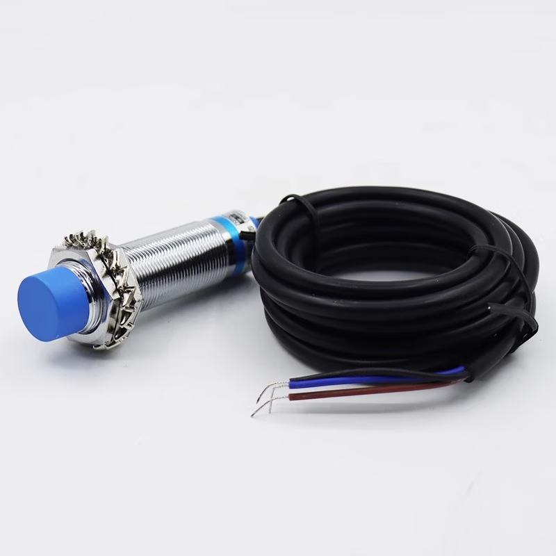 Xinkaichen LJ18A3-8-Z/BX DC three-wire NPN normally open DC 6-36V proximity switch M18 sensor LJ18A3-8-Z/EX DC two-wire normally open