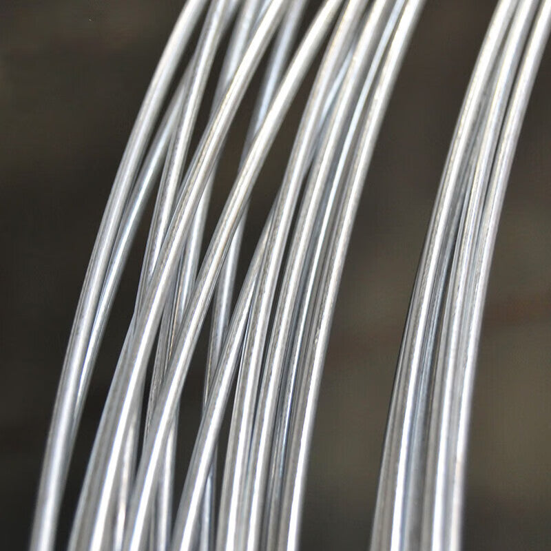 Tianli galvanized iron wire, No. 10, weighing 5kg, approximately 65m long, with a wire diameter of approximately 3.5mm. Rust-proof, electroplated, corrosion-resistant binding wire.