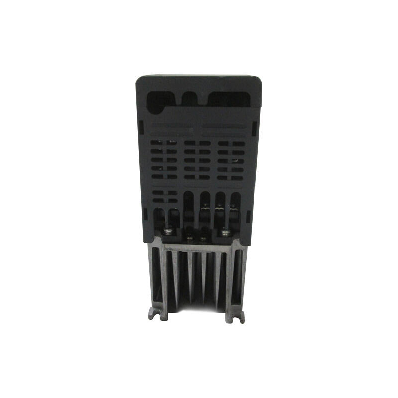 Mitsubishi Electric simple inverter 0.75kW single phase AC200-240V; FR-D720S-0.75K-CHT