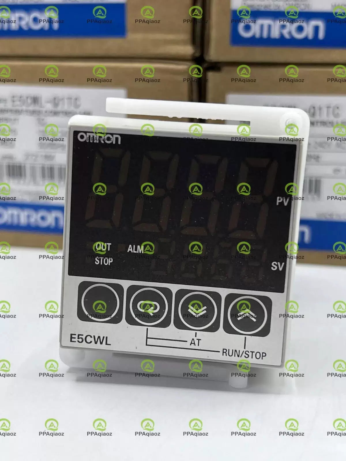 E5CWLQ1TC 1PC Omron E5CWL-Q1TC 100-240VAC Temperature Controller [3]