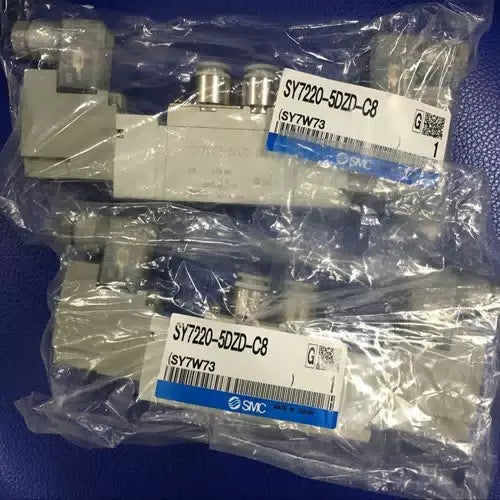 ONE SMC Solenoid Valve SY7220-5DZD-C8 [1]