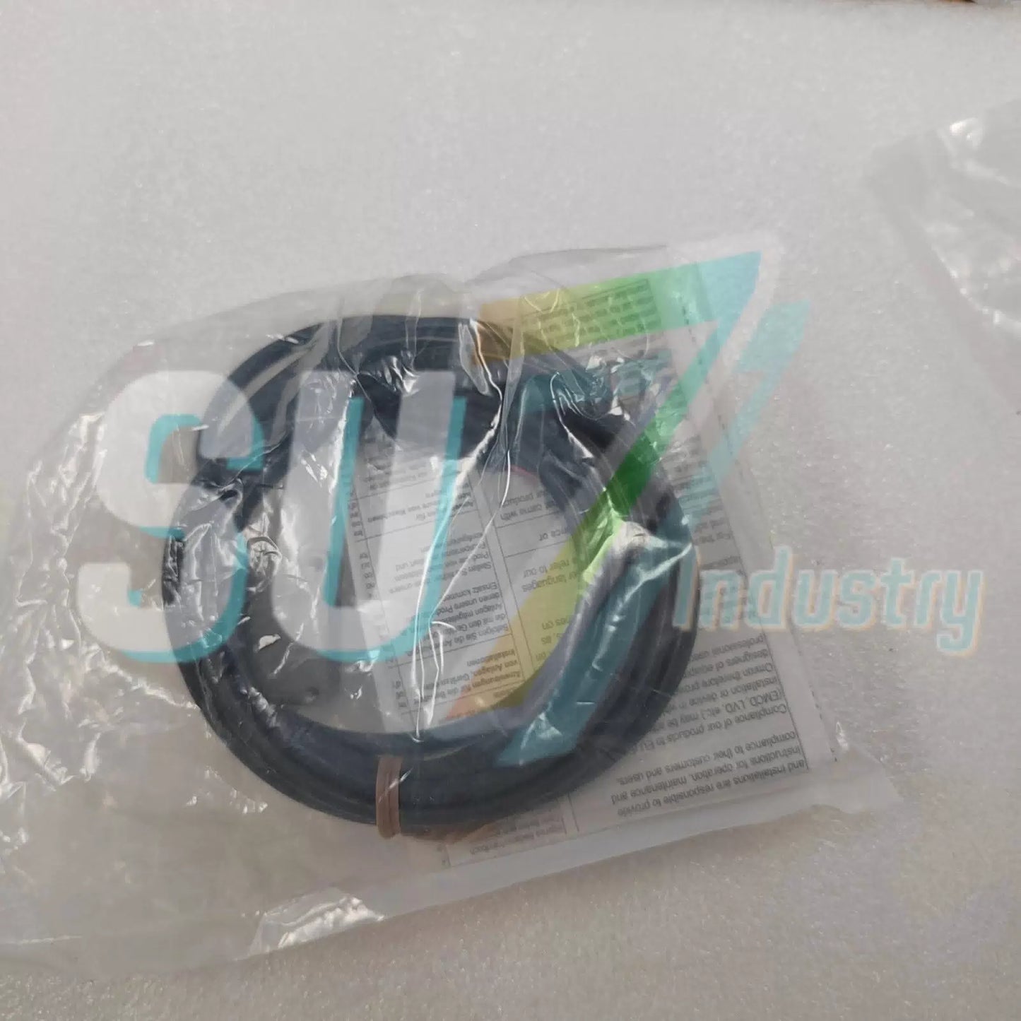Omron E3ZM-V61 2m photoelectric switch# 1pcs    In Box [2]