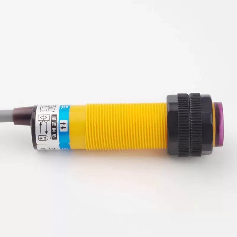 Ouhuayuan E3F-DS10C4 Diffuse Reflection Sensor, Infrared Photoelectric C1 Proximity Switch, Three-Wire 10CM Normally Open, PNP Normally Open, E3F-DS10P1 [4]