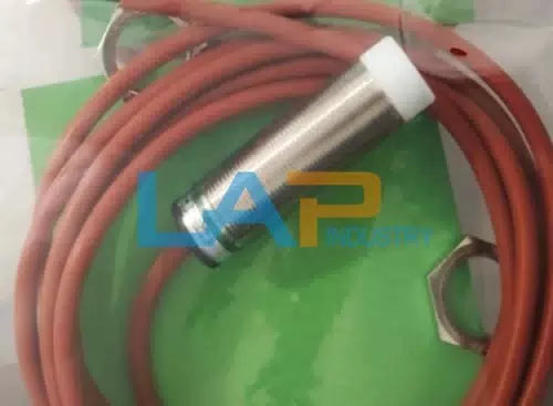Qty:1  proximity switch sensor XL-GWDG-18PA-08 [1]