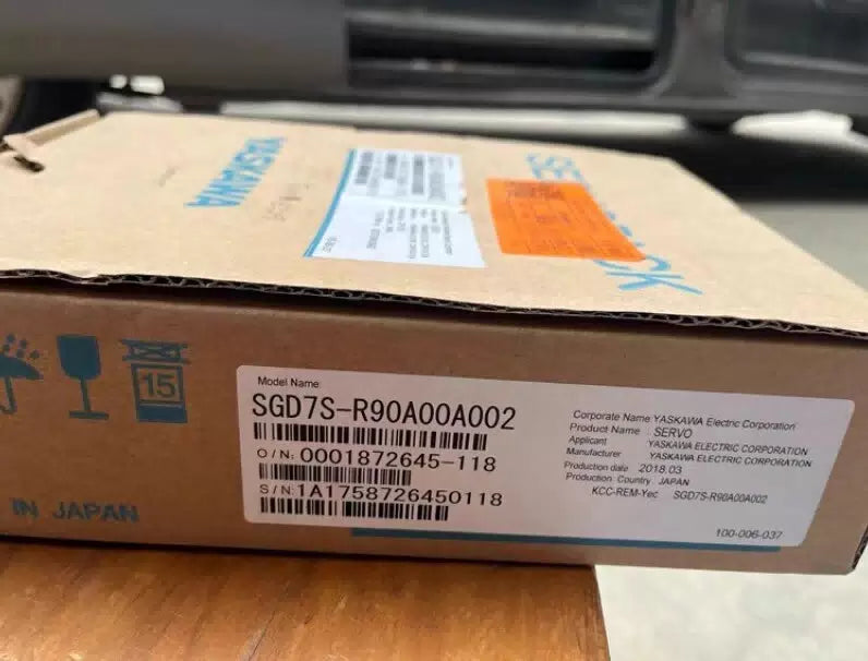 SGD7S-R90A000A002 Yaskawa Drive packaging/da [1]