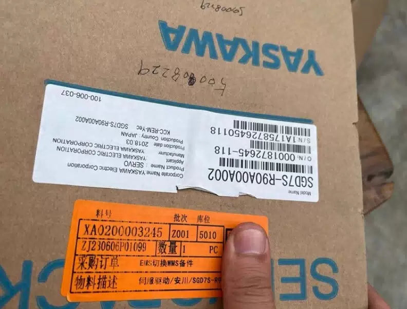 SGD7S-R90A000A002 Yaskawa Drive packaging/da [2]