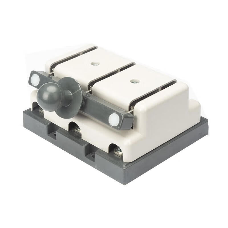 Chint HD11-200/38B Knife Type Isolator, Protective Type