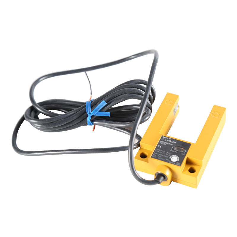 Omron slot type photoelectric sensor; E3S-GS3E4 2M
