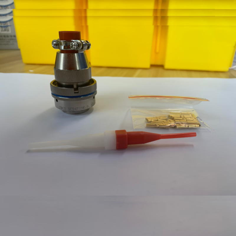 Jiatong Yihang XC series connector plug XC24T19K1P1 1 piece
