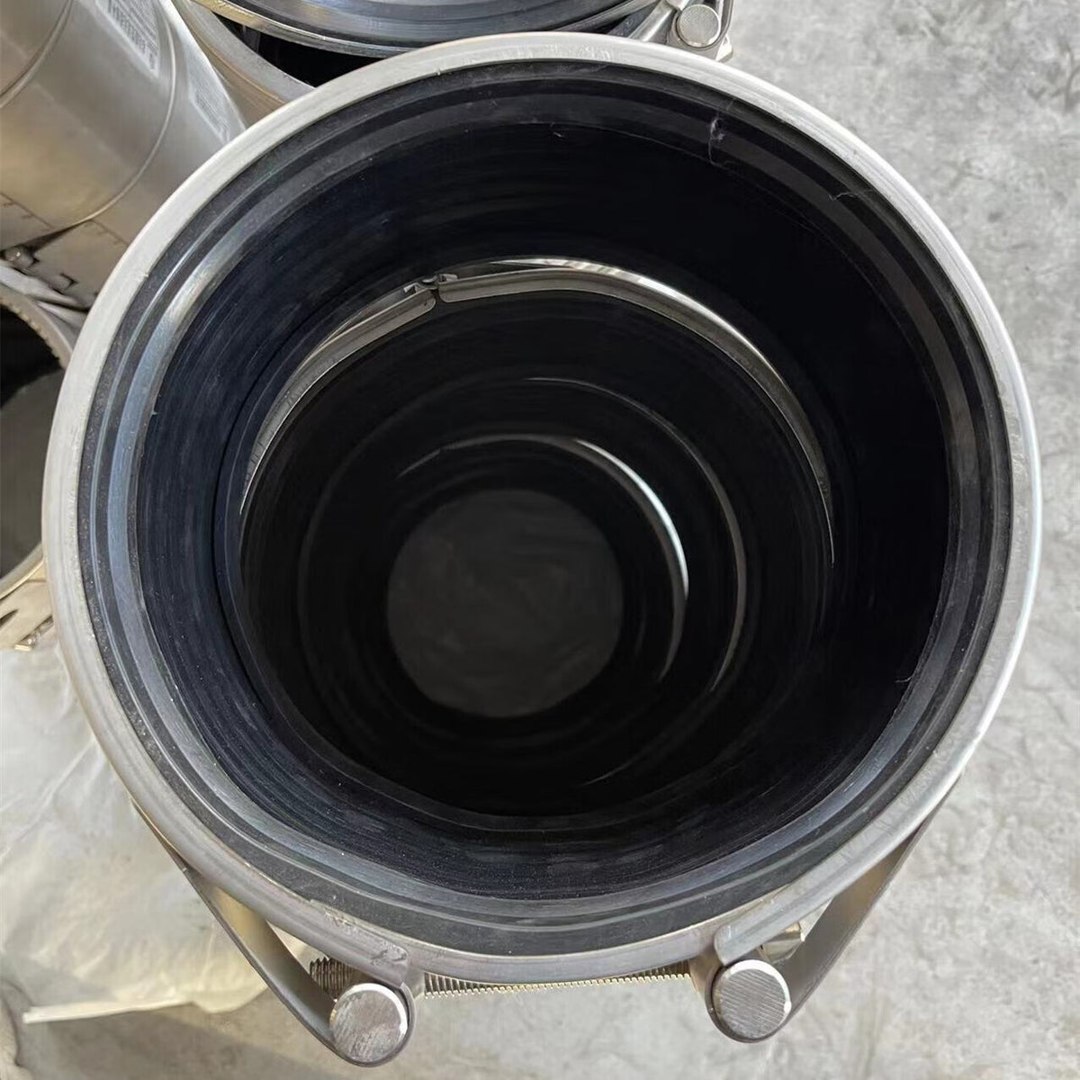 Jingxin 304 Stainless Steel Multifunctional Quick Pipe Connection Repair Tool, Marine Pipe Clamp, Pipe Clip, Weld-Free