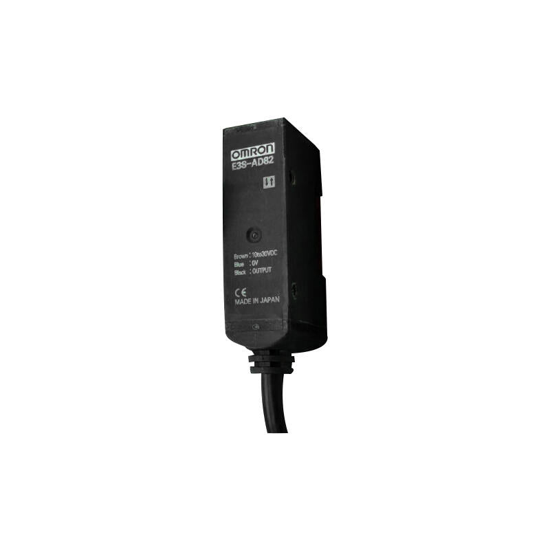 Omron amplifier built-in photoelectric switch (medium); E3S-AD82 5M