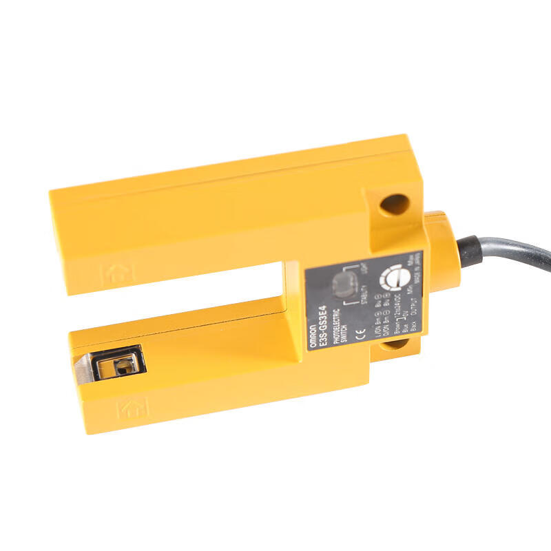 Omron slot type photoelectric sensor; E3S-GS3E4 2M