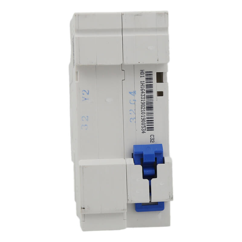 Chint NXBLE-40 residual current operated circuit breaker; NXBLE-40 1P+N C32 0.03A 4.5kA