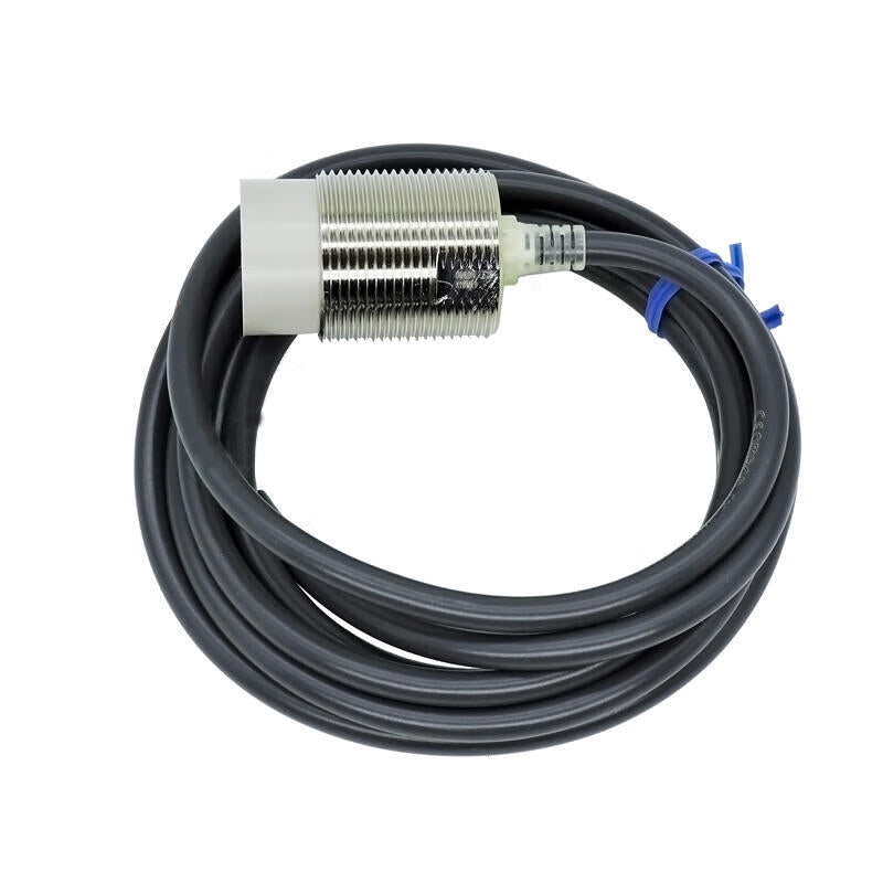 Omron proximity sensor; E2E-X18MY2-Z 2M BY OMS