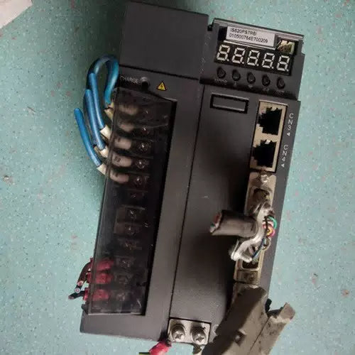 one Inovance Servo Drive IS620PS7R6I 1kW [1]