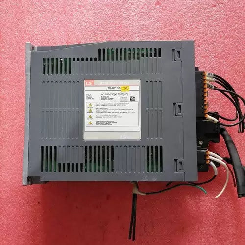 one LS LG Servo driver L7SA010A [2]
