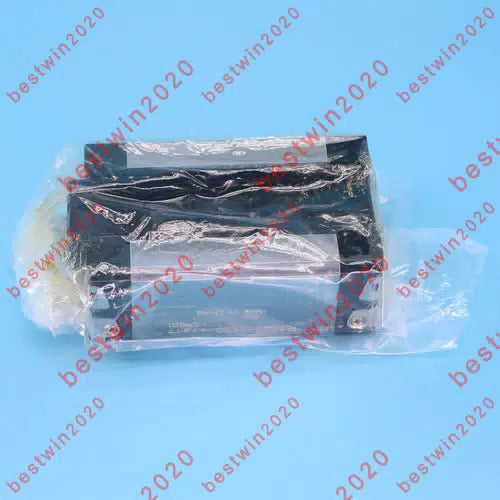 one R162239420 REXROTH RUNNER BLOCK BALL BEARING [1]
