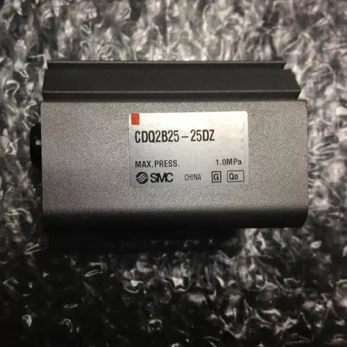 one SMC CDQ2B25-25DZ Thin cylinder [2]