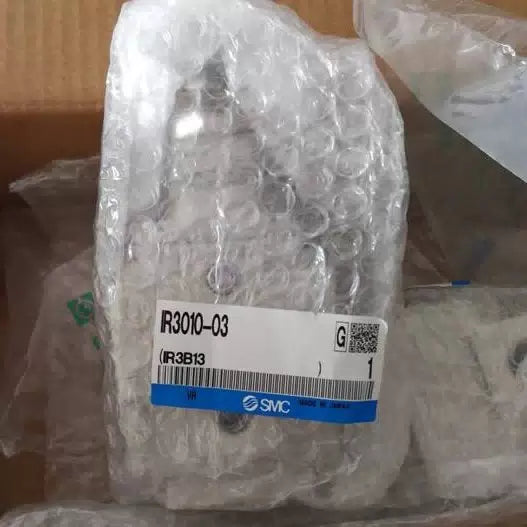 one SMC IR3010-03 IR3010-03 precision regulator spot stock [1]