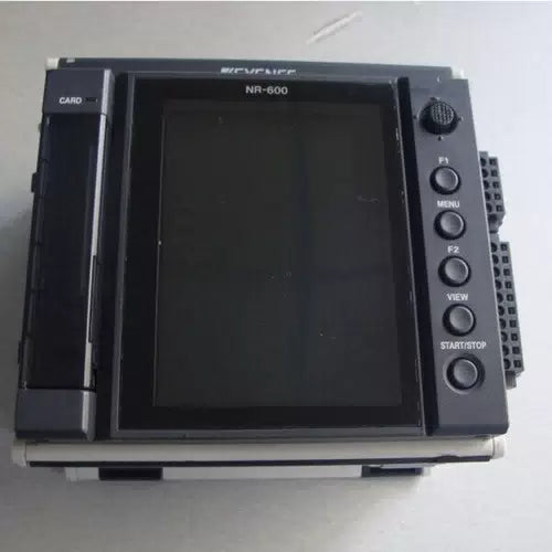 one keyence NR-600 Acquisition controller [1]