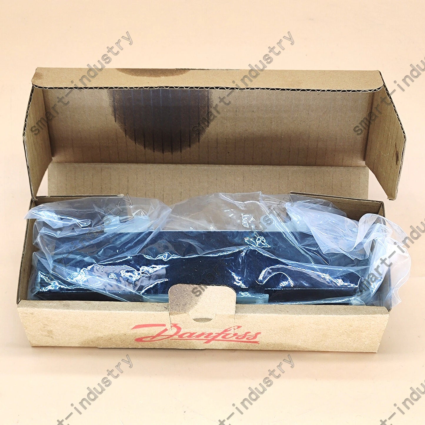 For danfoss DG4V-3-2C-M-U-H7-60 Vickers solenoid valve fast delivery